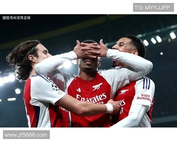 牛津联迎战西汉姆联期待精彩对决双方争夺胜利的关键时刻